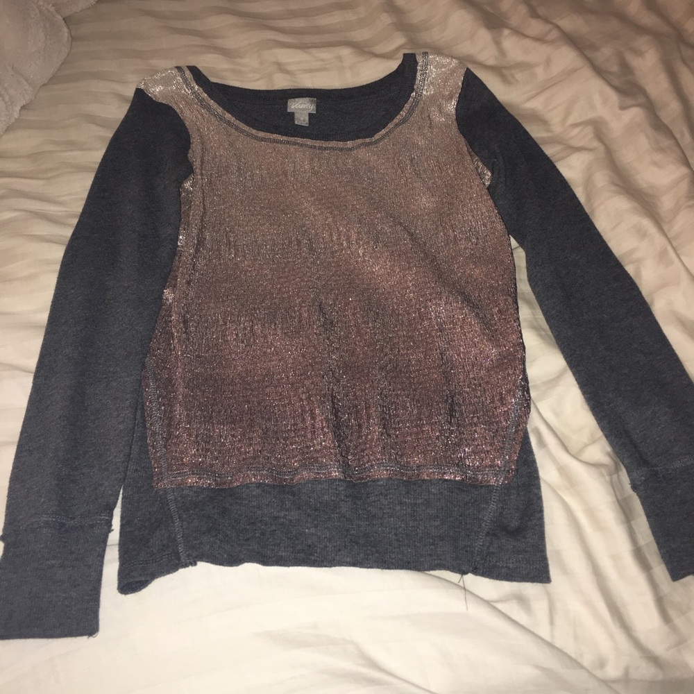 Light crew neck sweatshirt
