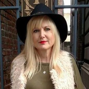 Meet your Posher, Jackie