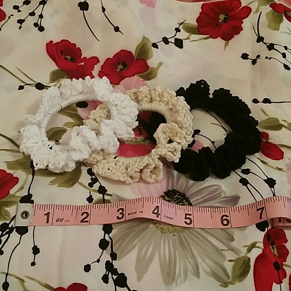 Beautiful Crocheted Cotton Scrunchie Set!!