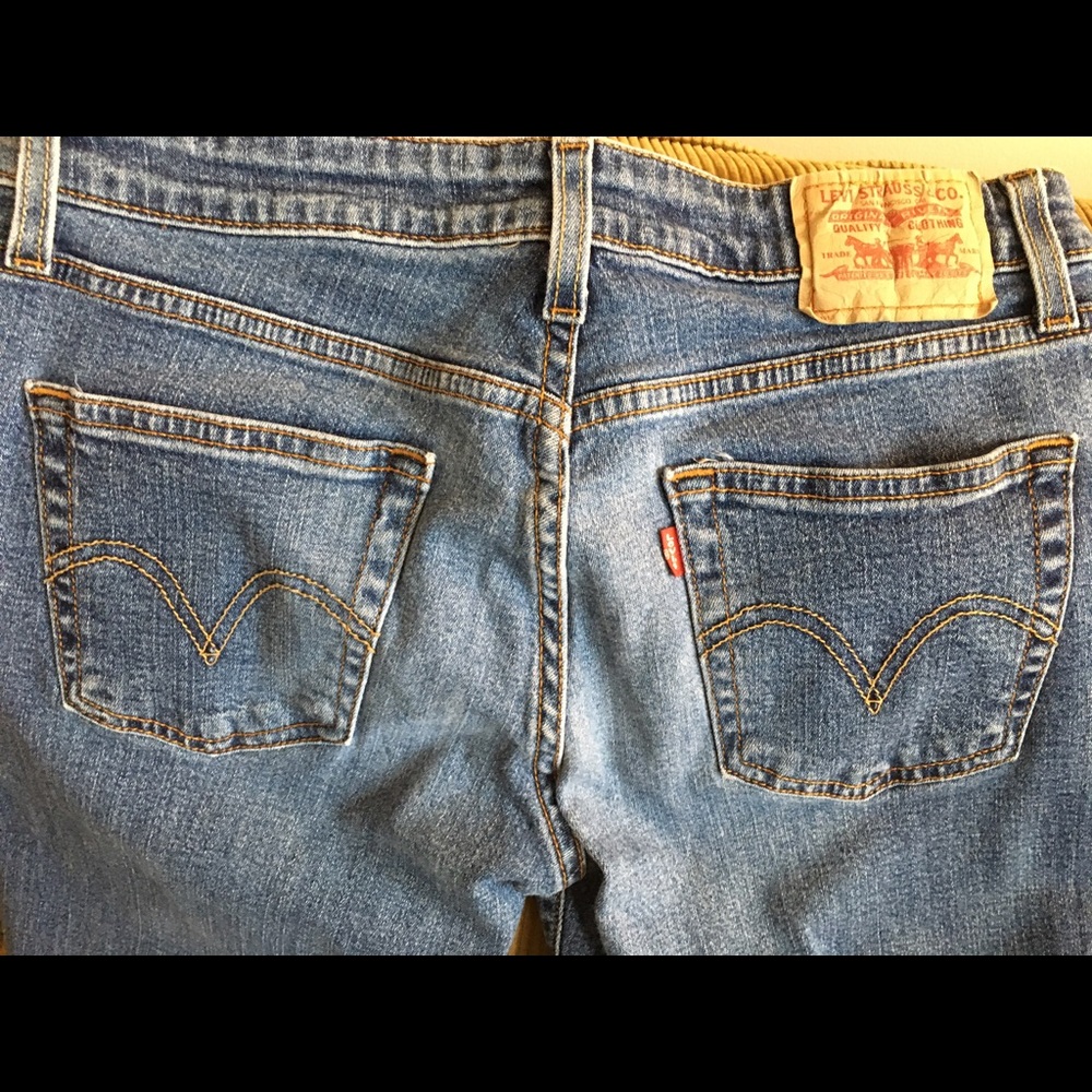 Vintage Levi's 518 Super Low Boot Cut 7x28