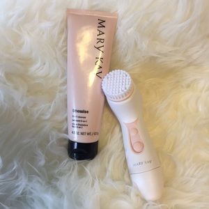 Mary Kay Timewise 3 in 1 cleanser.