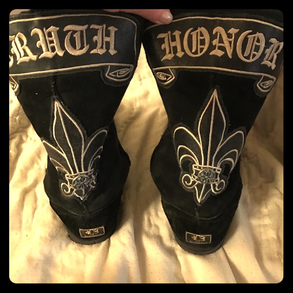 Not 4 SALE!⭐️Koolaburra sheepskin boots💗🔥 sz 9