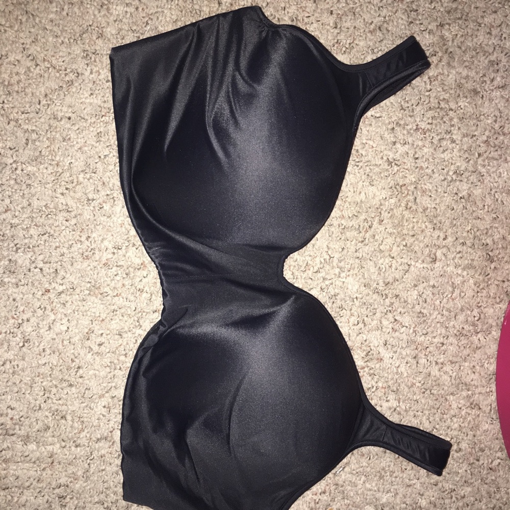 Serenade black bra size 44DDD