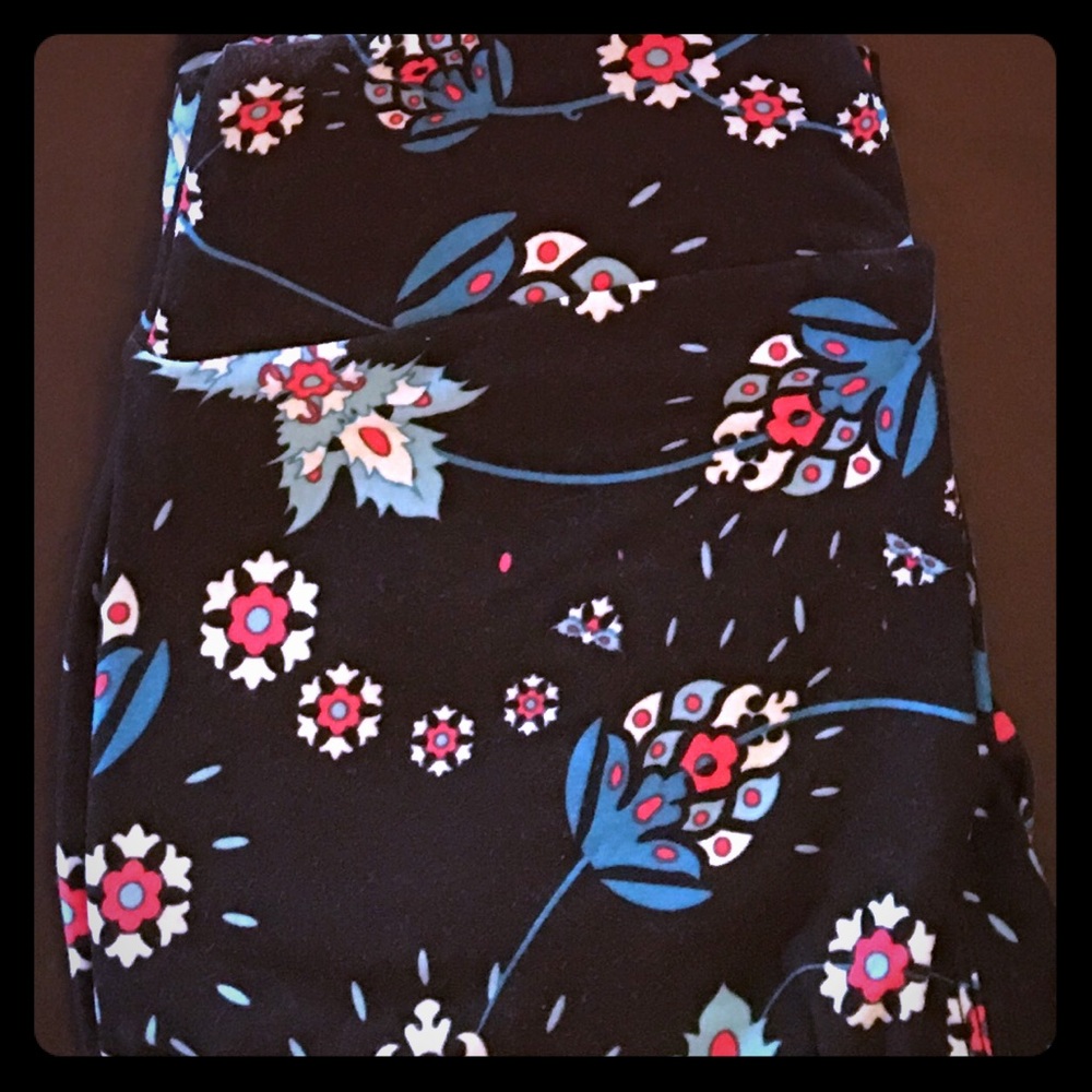 LulaRoe OS floral print leggings *UNICORN*