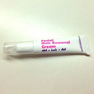 Completely bare facial hair removal cream