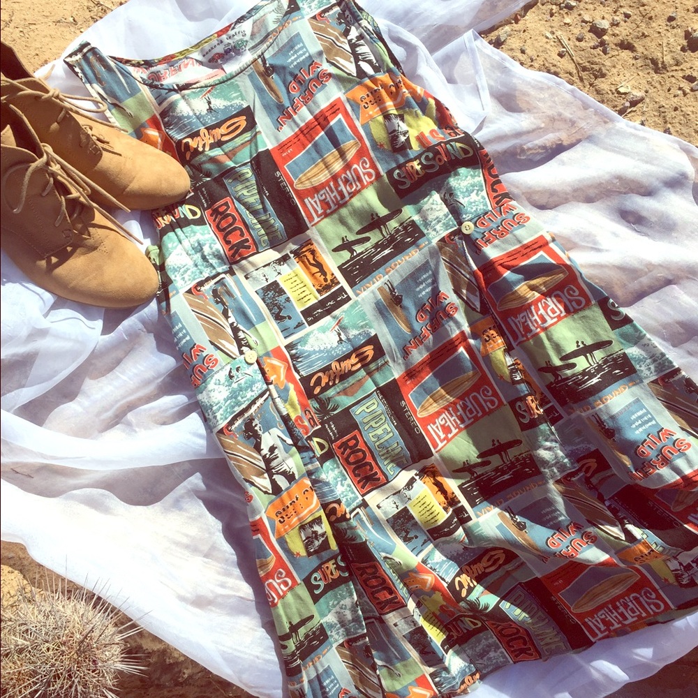 Surfer Skater type dress.