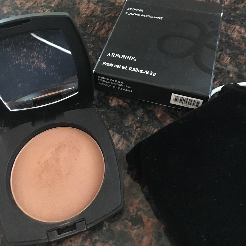 Never used just tried color bronzer