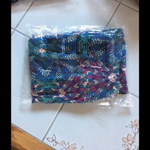 Lularoe OS leggings. Price is firm