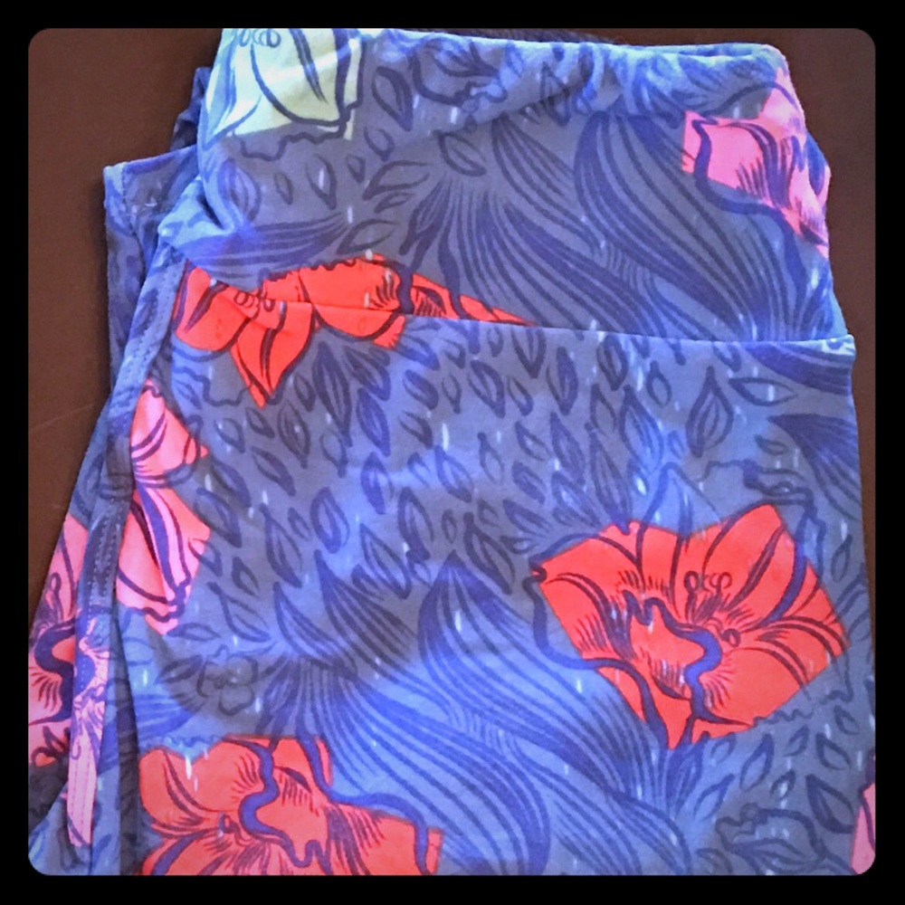 LulaRoe Blue floral OS leggings *UNICORN!!**