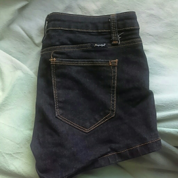 Jean shorts - Picture 3 of 3