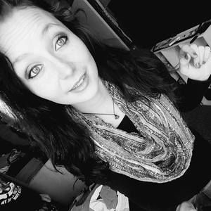 Meet your Posher, Latasha