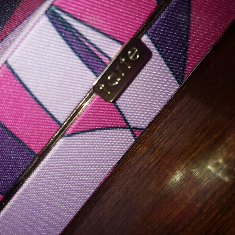 Magnetic tarte palette