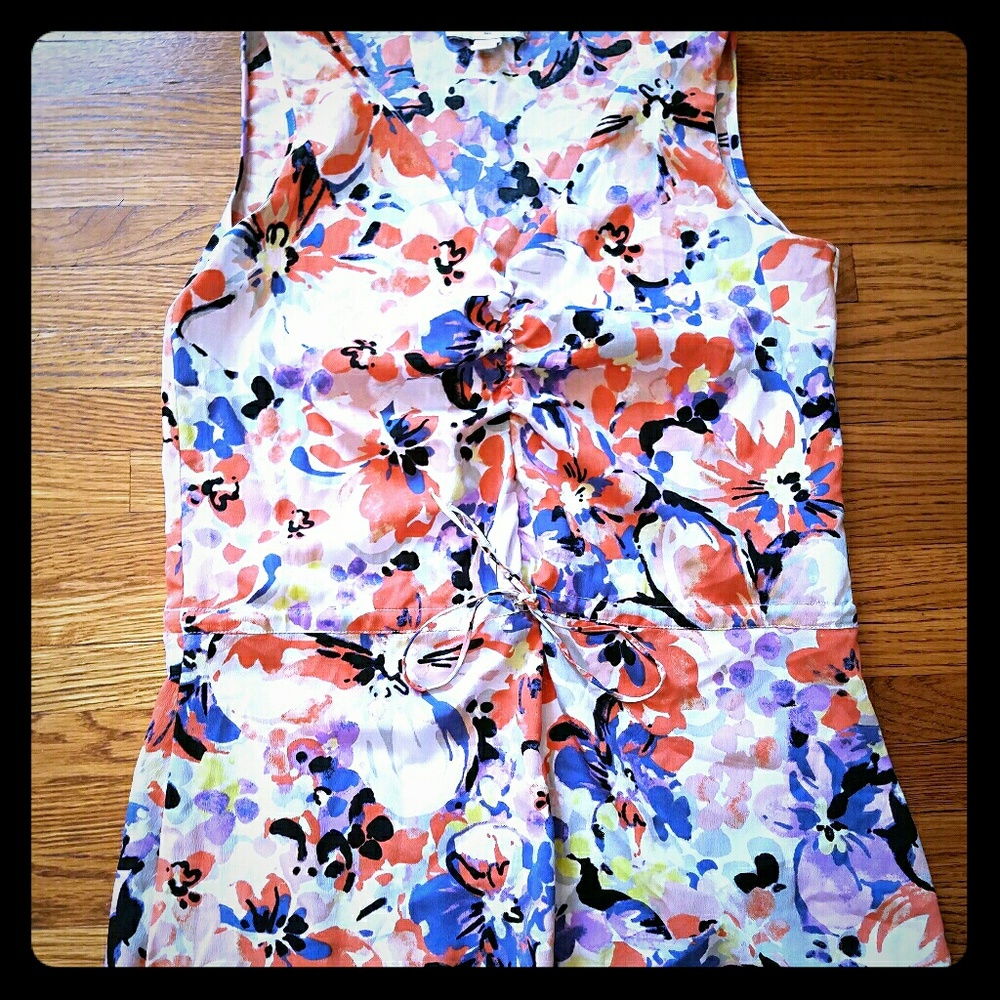 XS  Banana Republic Sleeveless Top