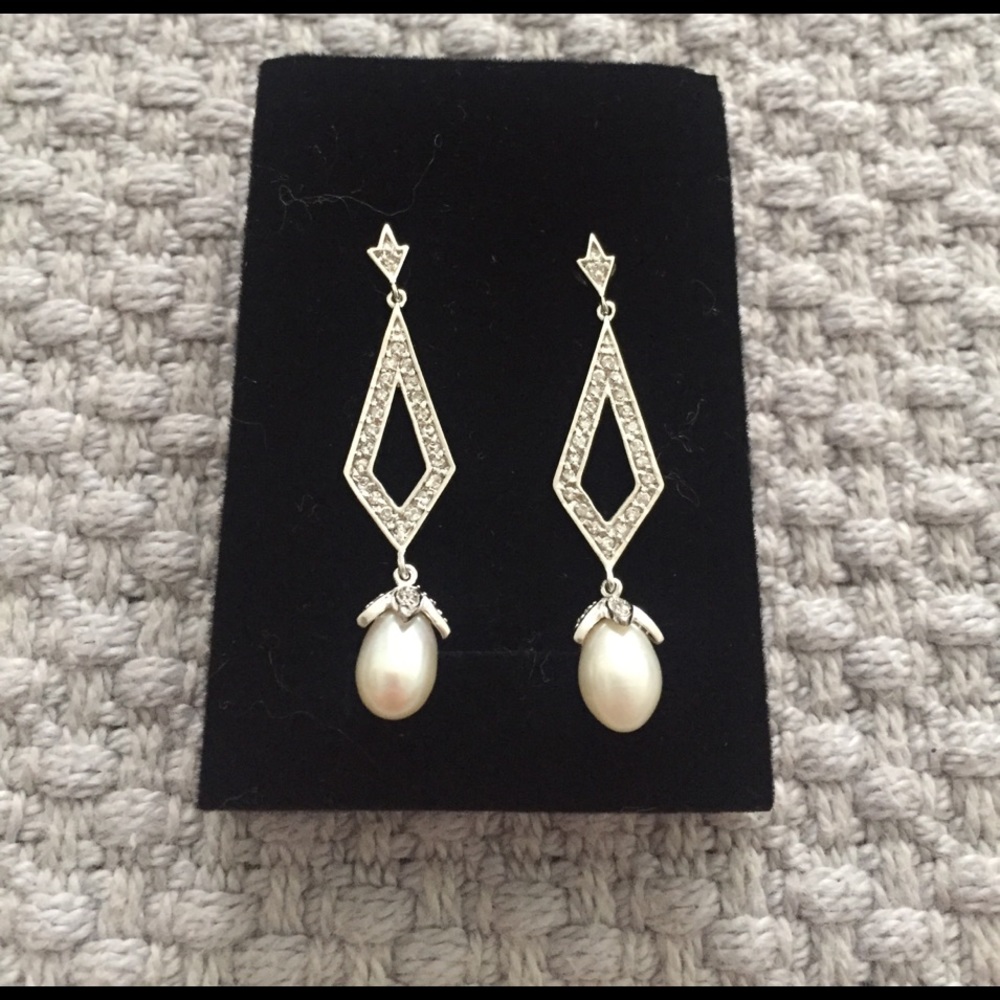 Silver earrings with CZ & freshwater pearls