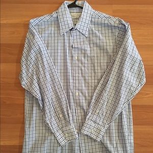 Van Heusen men's dress shirt