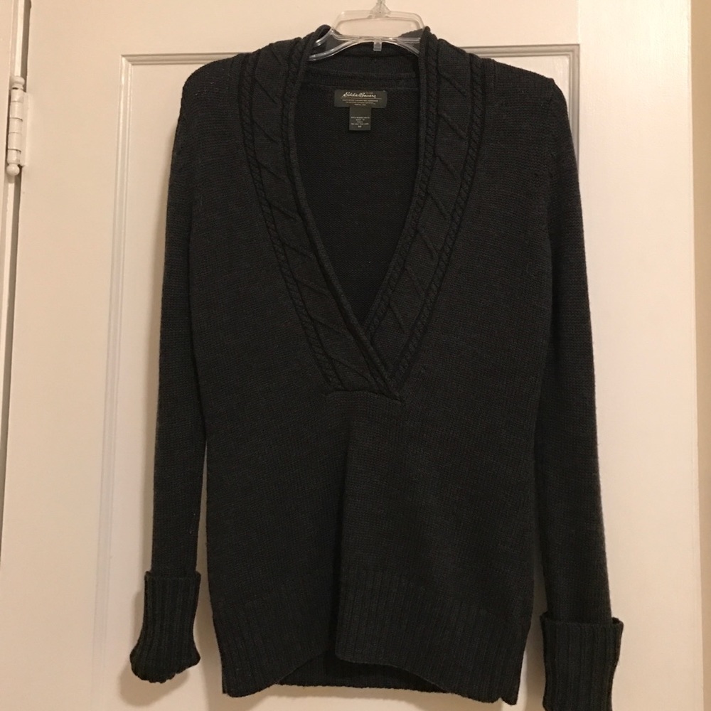 Eddie Bauer sweater 100% wool