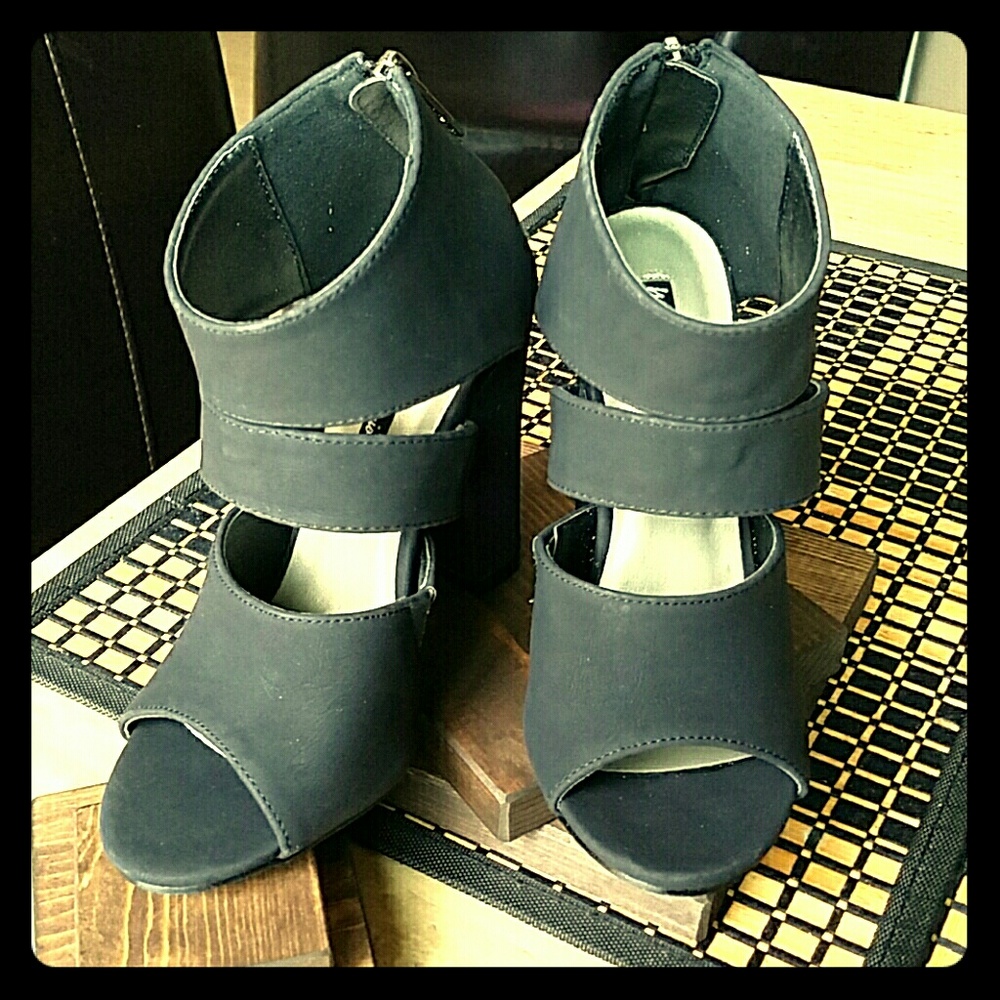 Michael Antonio black shoes BNWOT