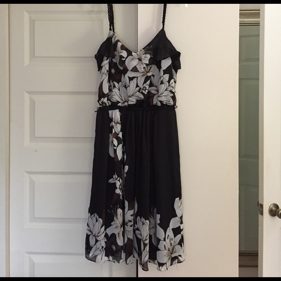 White House Black Market Dresses & Skirts - White House Black Market Dress