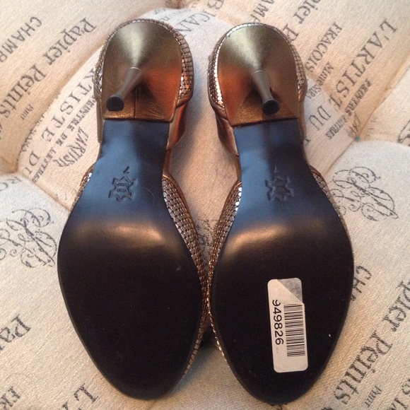 Steve Madden bronze heels size 7 - Picture 2 of 7