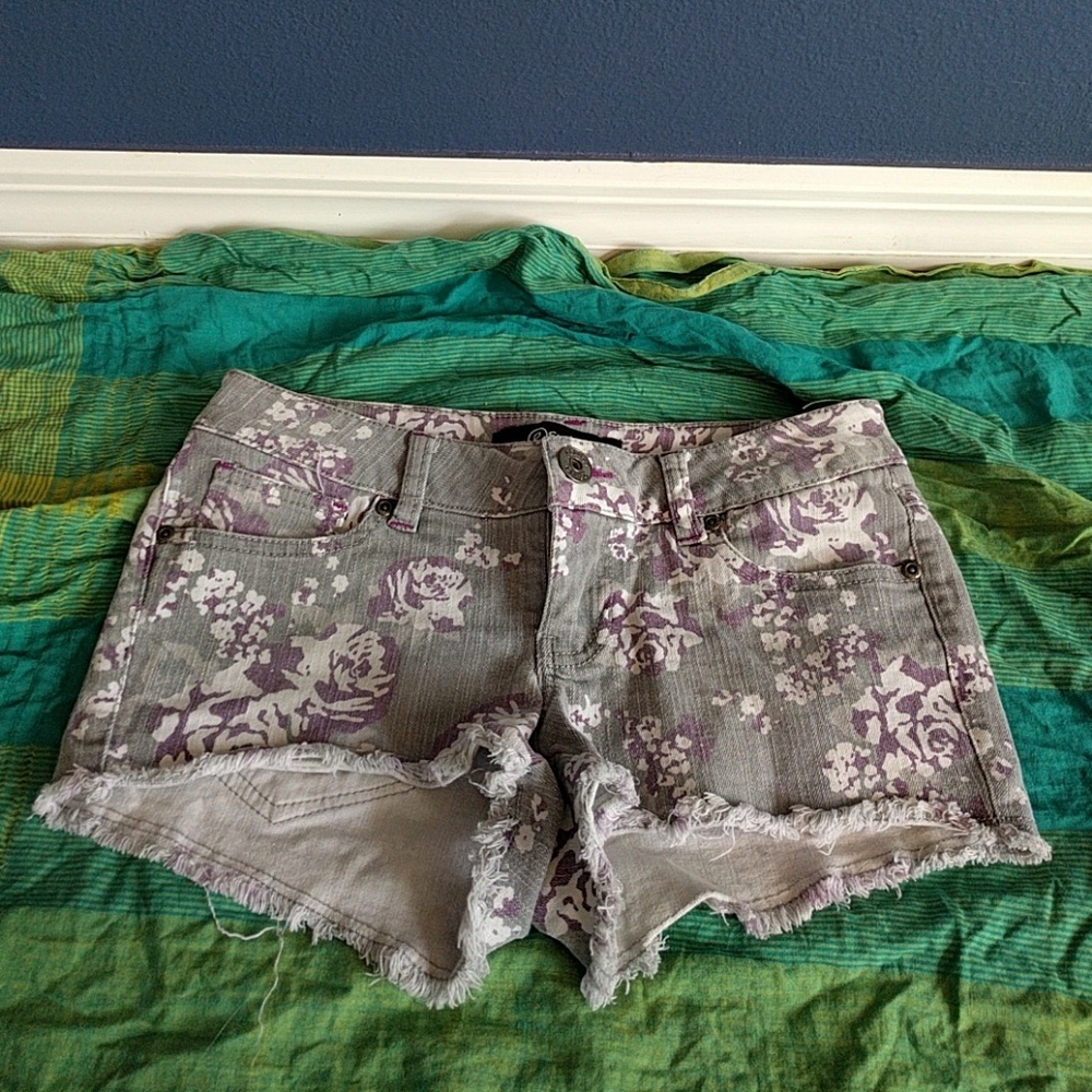 Floral print shorts