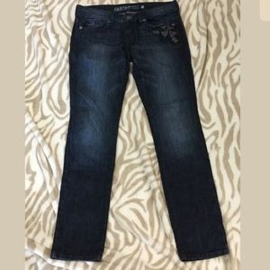 GUESS Jeans Dark Wash Straight leg rhinestone