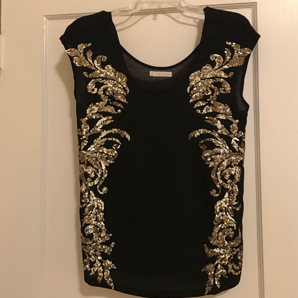 Hinge sequin top