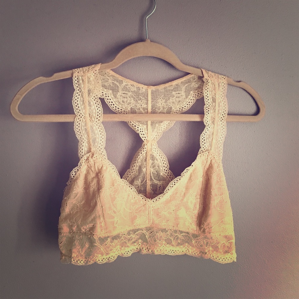 💛Nude Racerback Lace Bralette- TopShop Nordstrom