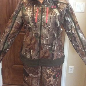 Under Armour winter Camo size XL