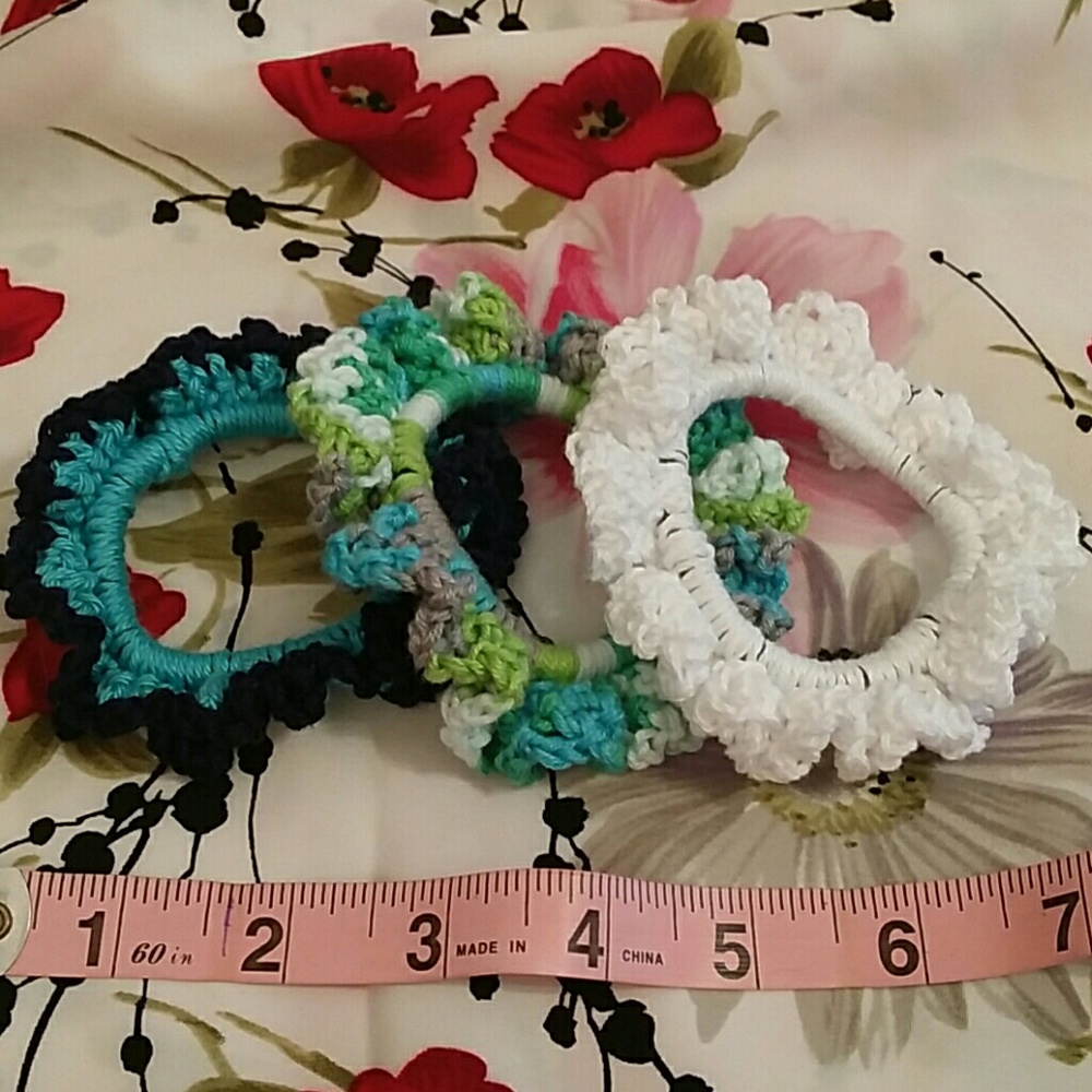 Beautiful Crocheted Cotton Scrunchie Set!!