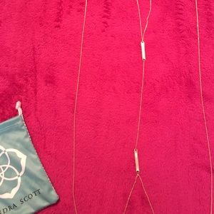 Kendra Scott body chain in gold