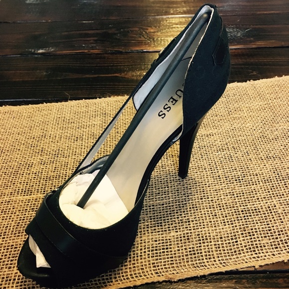 BRAND NEW Guess High Heels - Picture 6 of 8