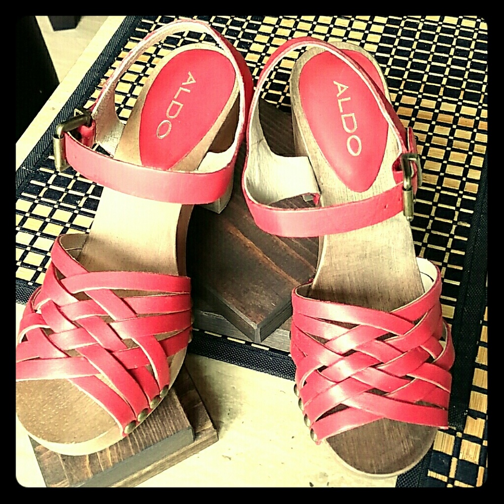 💖Aldo Red Shoes