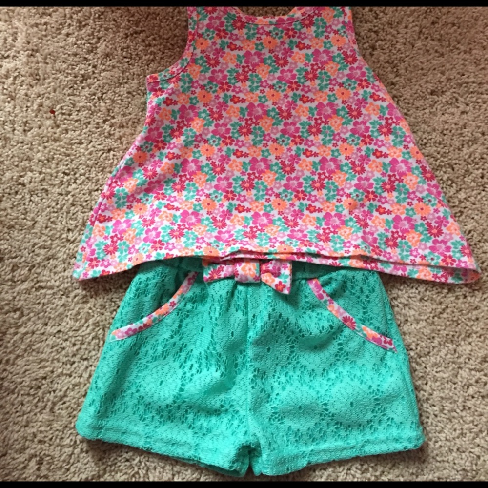 Emily Rose set 2t very cute & in great shape😀