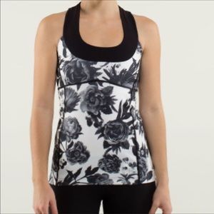 Lululemon Scoop Top