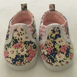 Baby slip ons