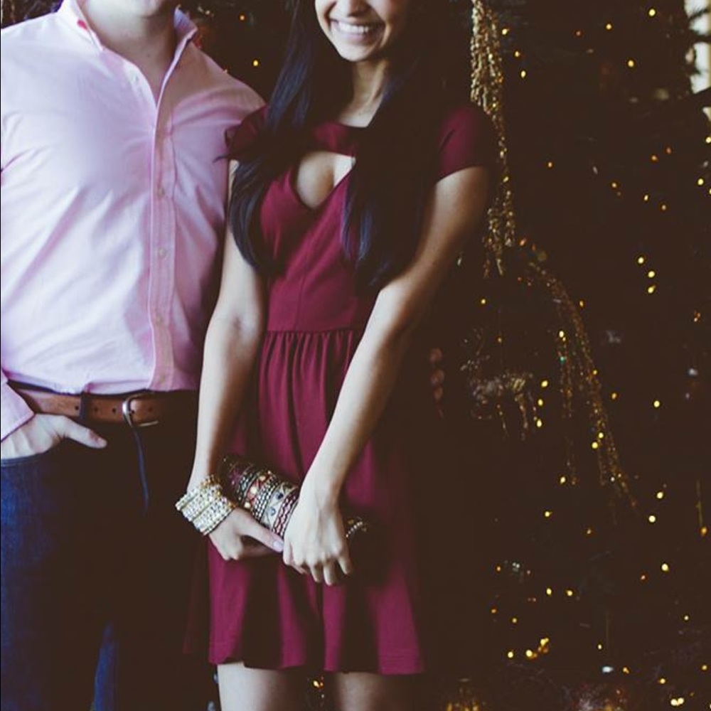 Red-Maroon fun flirty dress by Guess- XS