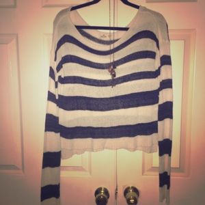 Hollister cropped loose knit sweater