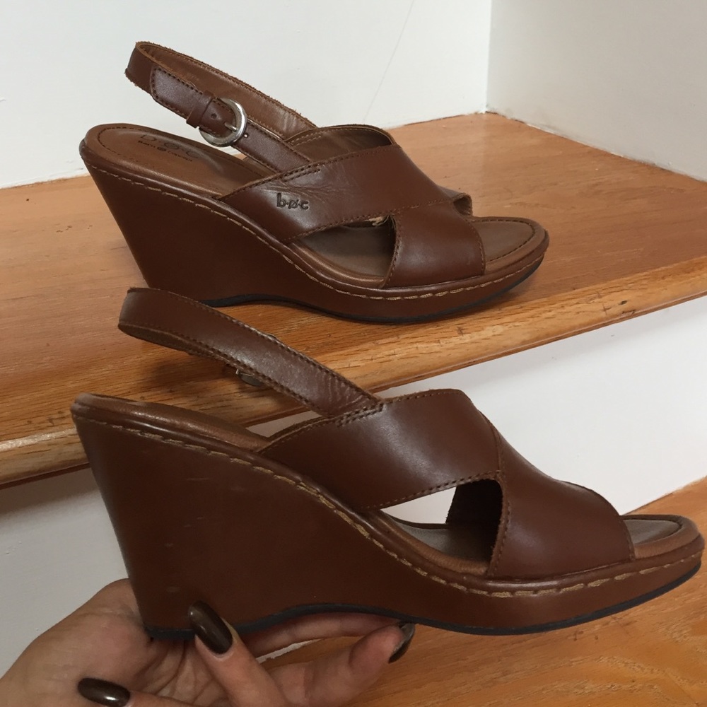 b.ø.c. Caramel brown Wedge still very new looking - Picture 1 of 4