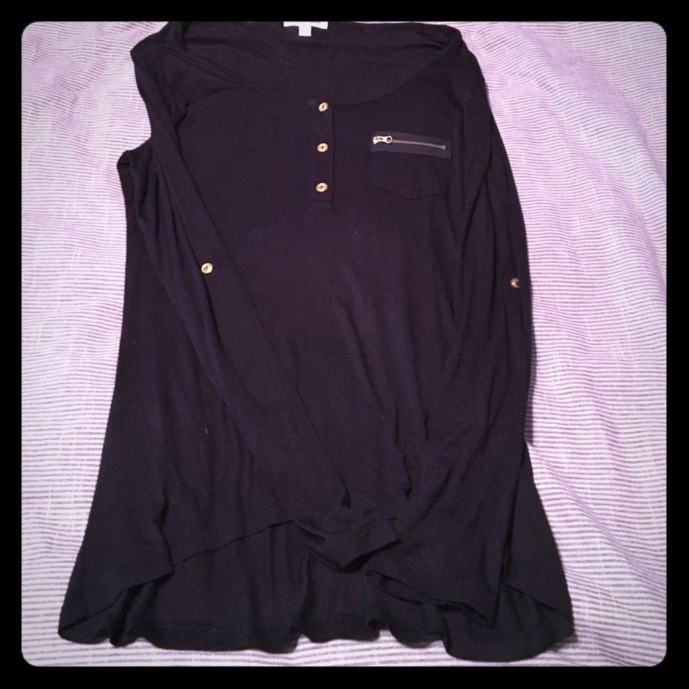 Black shirt