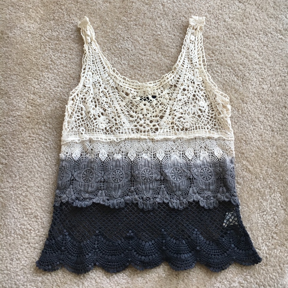 AE lace tank