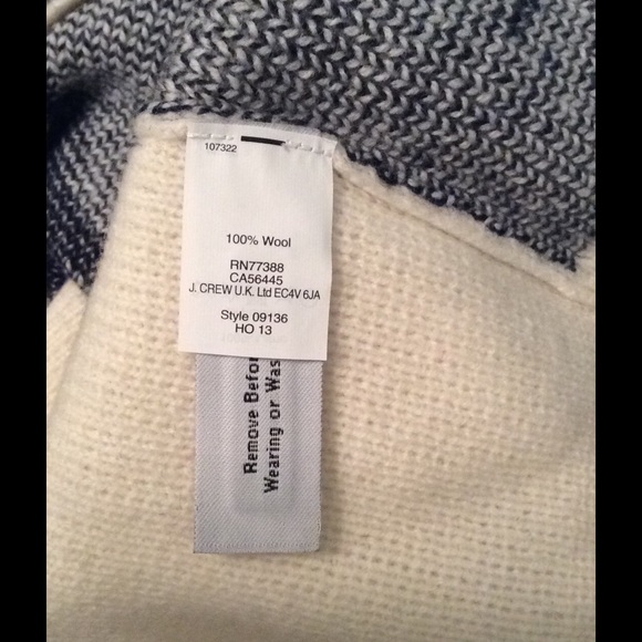 SOLD J Crew Ski sweater. Sz M - Picture 4 of 4