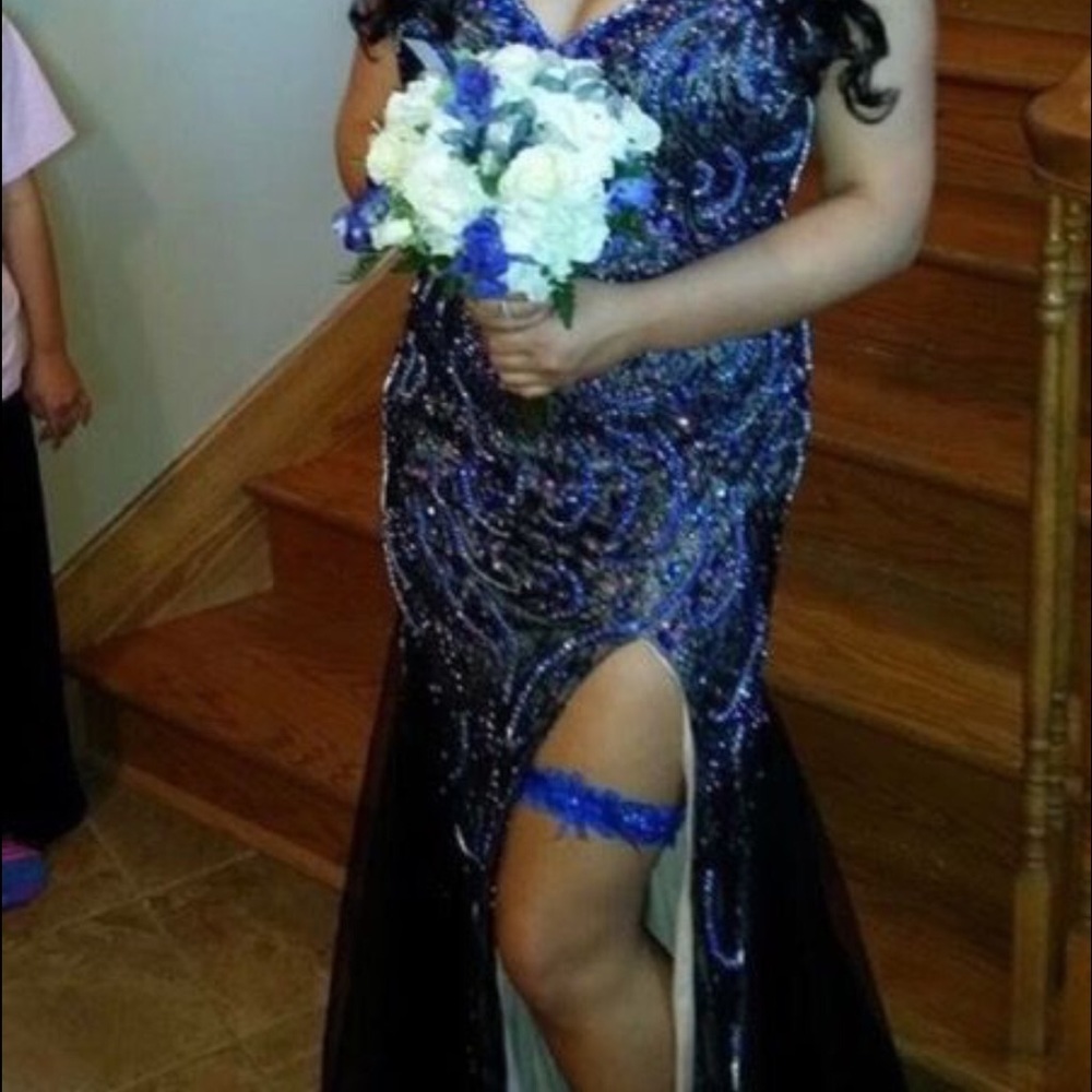 Alyce Paris prom dress