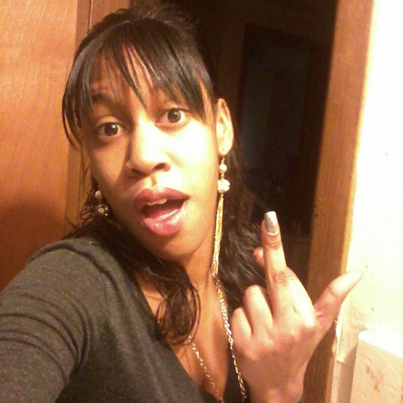 Meet your Posher, Tina - Picture 1 of 1