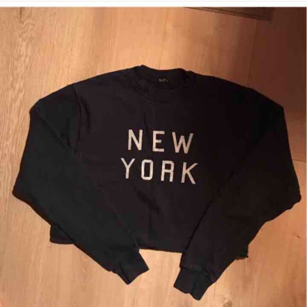 Brandy Melville sweater