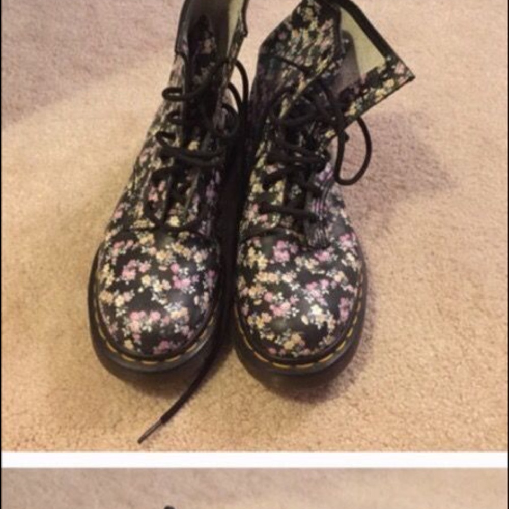 Floral doc martins