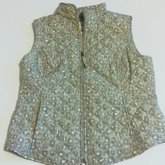 Van Heusen Gray Leopard Cushioned Vest - Picture 4 of 4