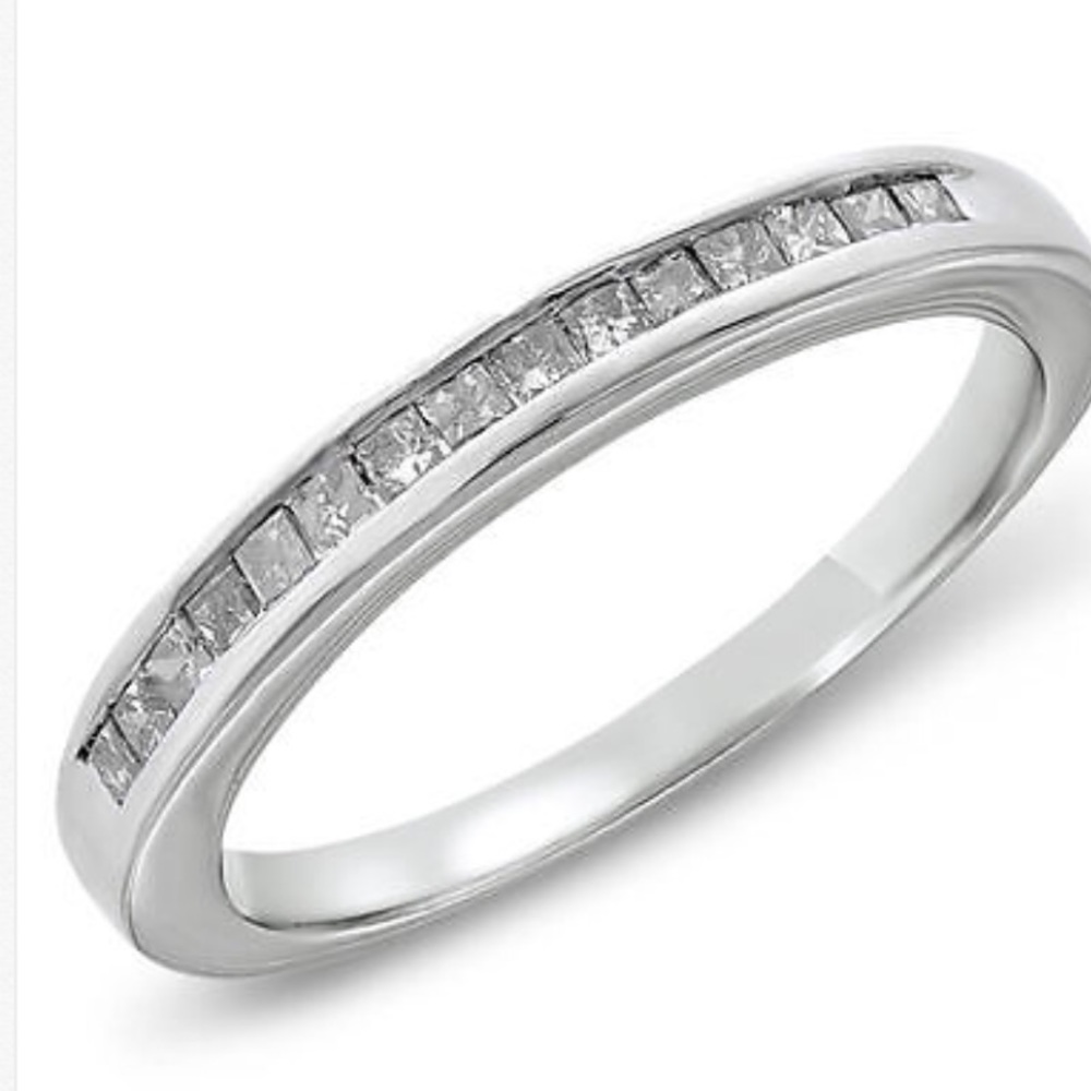 ONE LEFT🌟1/3 CTW Natural Diamond Channel Band - Picture 2 of 3
