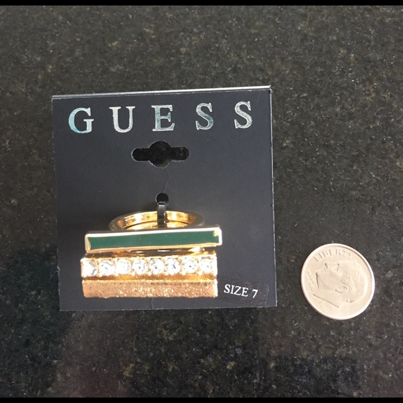 Guess gold tone rhinestones 3 rings stack - Picture 3 of 4