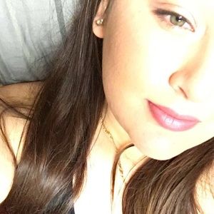 Meet your Posher, Lidia