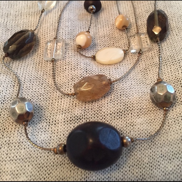 Bead and crystal necklace - Picture 4 of 4